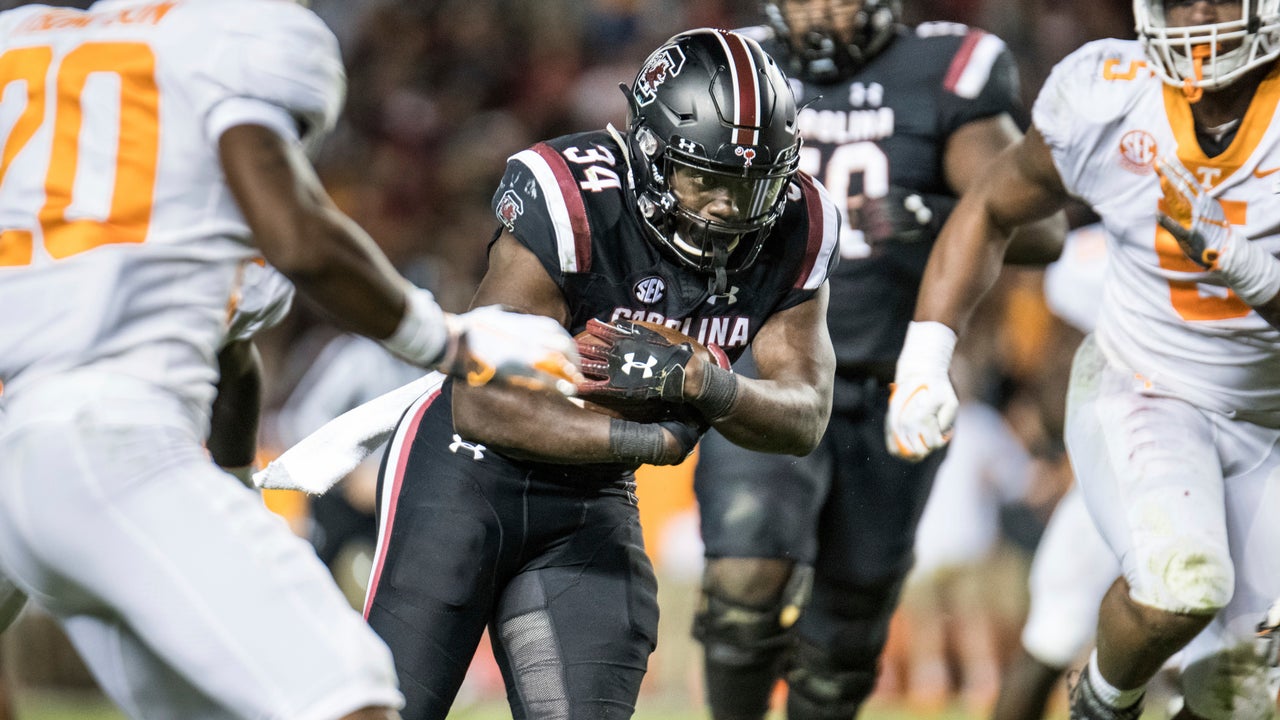 Leaky run defense remains problematic for Tennessee